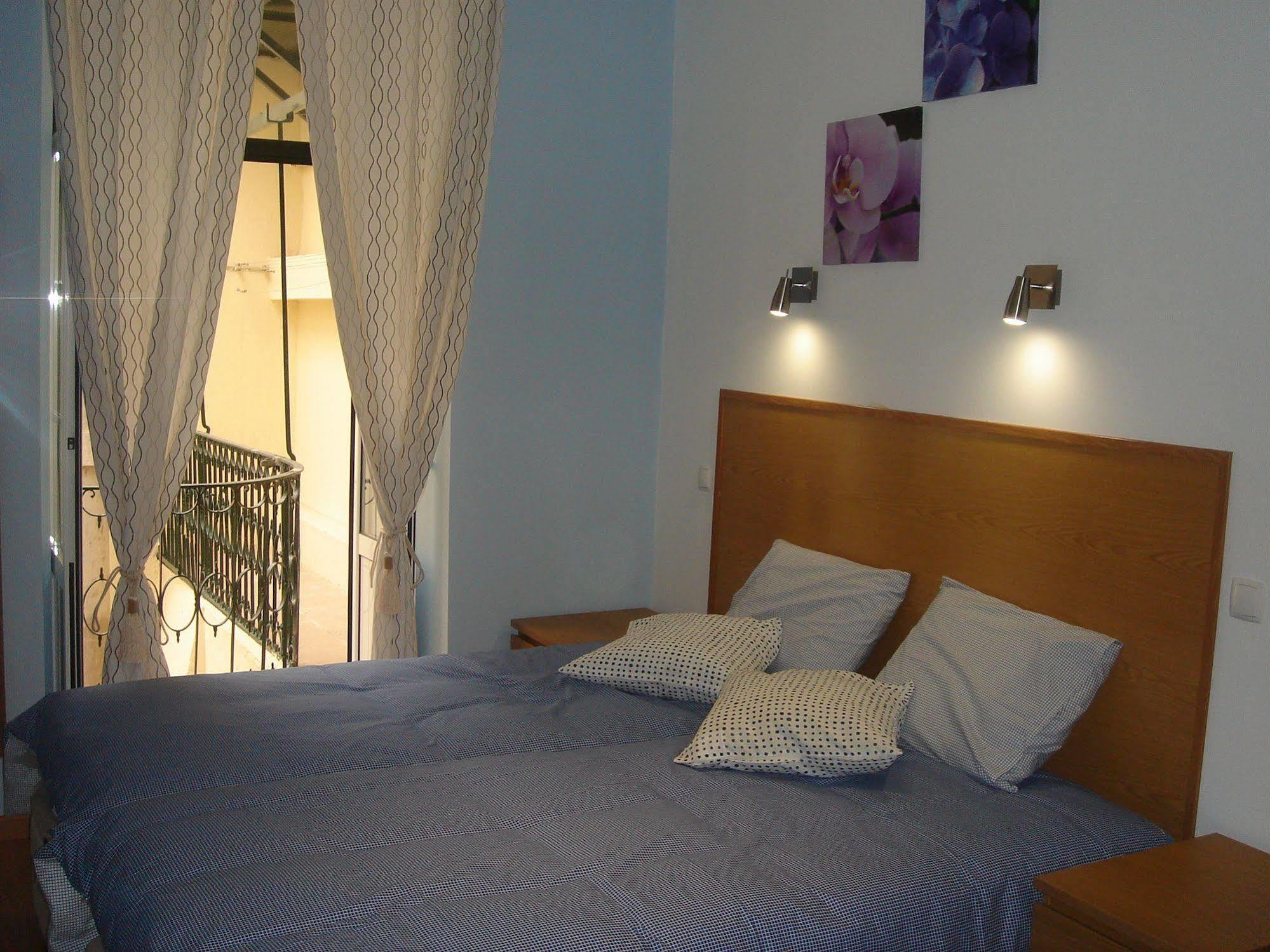 Downtown Guest House Lisbon Exterior photo